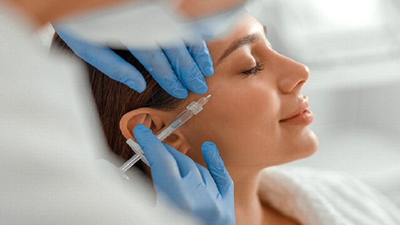 نمونه‌کار فیلر طبیعی؛ قبل از تزریق چه چیزهایی را بررسی کنیم؟